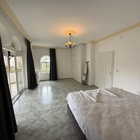 Mete 3 Icmeler Daily Weekly Villa Marmaris